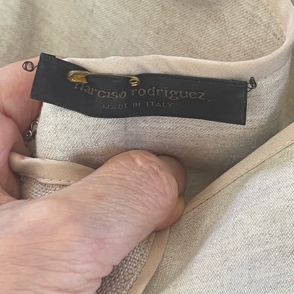 Vintage Narciso Rodriguez Cream & Black Sleeveless Dress - Picture 5 of 15